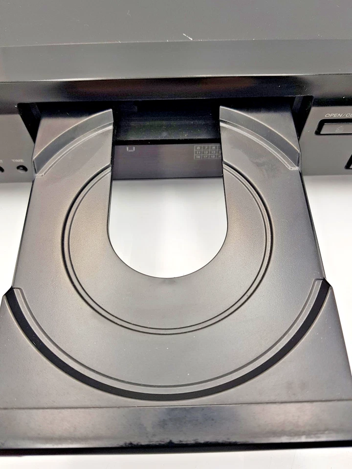 Sony CDP-XE310 CD Compact Disc Player Deck Vintage HiFi Collectible Retro Black - Image 4 of 4