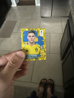 Viktor Gyokeres Panini FIFA World Cup 2026 Gold Crumple Sticker SP #SWE20