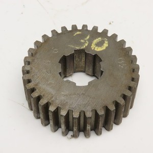 3.19" OD x 1-1/8" Spur Gear 20°PA 1-1/4" Spline Shaft 30T