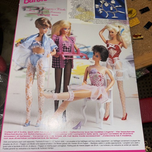 Vintage 1993 Barbie Fancy Frills Lingerie Fashions Clothing Set 10761 HTF - Picture 3 of 4