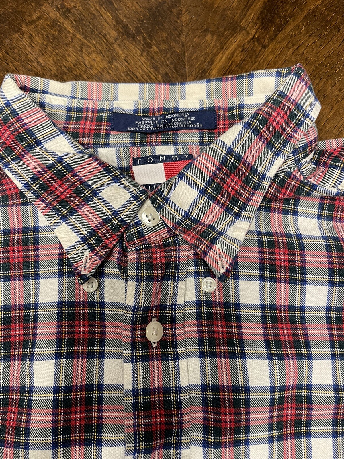 Tommy Hilfiger Mens Red Plaid Button Down Long Sleeve Shirt Flannel