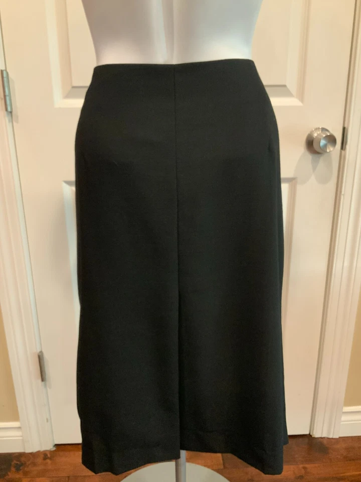Falda Akris Punto Negra Lana Plisada Línea A con Aberturas, Talla 12 (EE. UU.) Foto 4 de 4