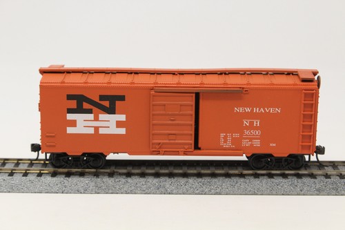 HO Roundhouse 7744 40' Box Car New Haven NH 36500 Orange RTR - Picture 4 of 9