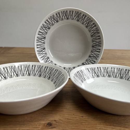 3 1960s Midwinter 15cm Cereal/Dessert Bowls - Graphic Design