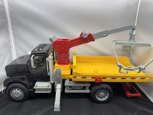 Awesome Big Black And Yellow Tow Truck 21" Driven By Battat Lights Sounds Work