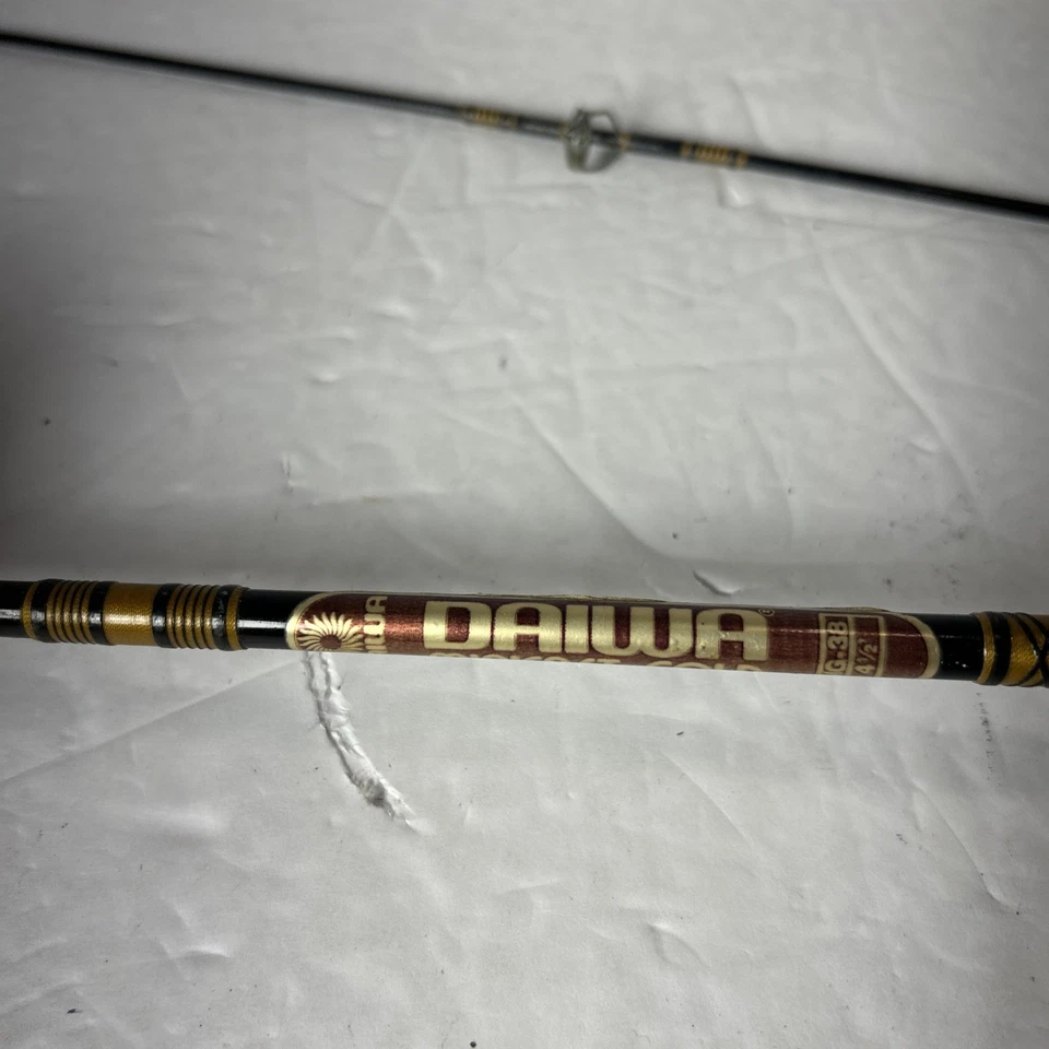 Daiwa Minicast Gold Ultra Light 4 1/2 ft. Casting Rod 2-Piece MG-38 - Image 2 of 4
