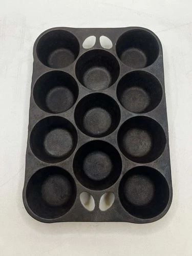 Vintage Griswold Wagner Ware Eleven Hole Cast Iron Muffin Popover Pan Marked B