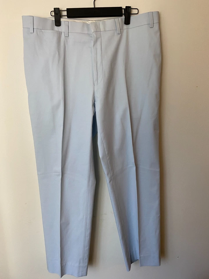 Lauren Ralph Lauren Men’s 44R Slim Fit Powder Blue Cotton Suit - Image 3 of 4