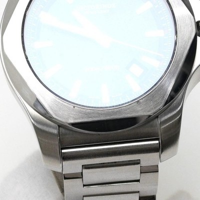 Victorinox 241724 Swiss Army Quartz Men's Watch Navy Dial 43mm