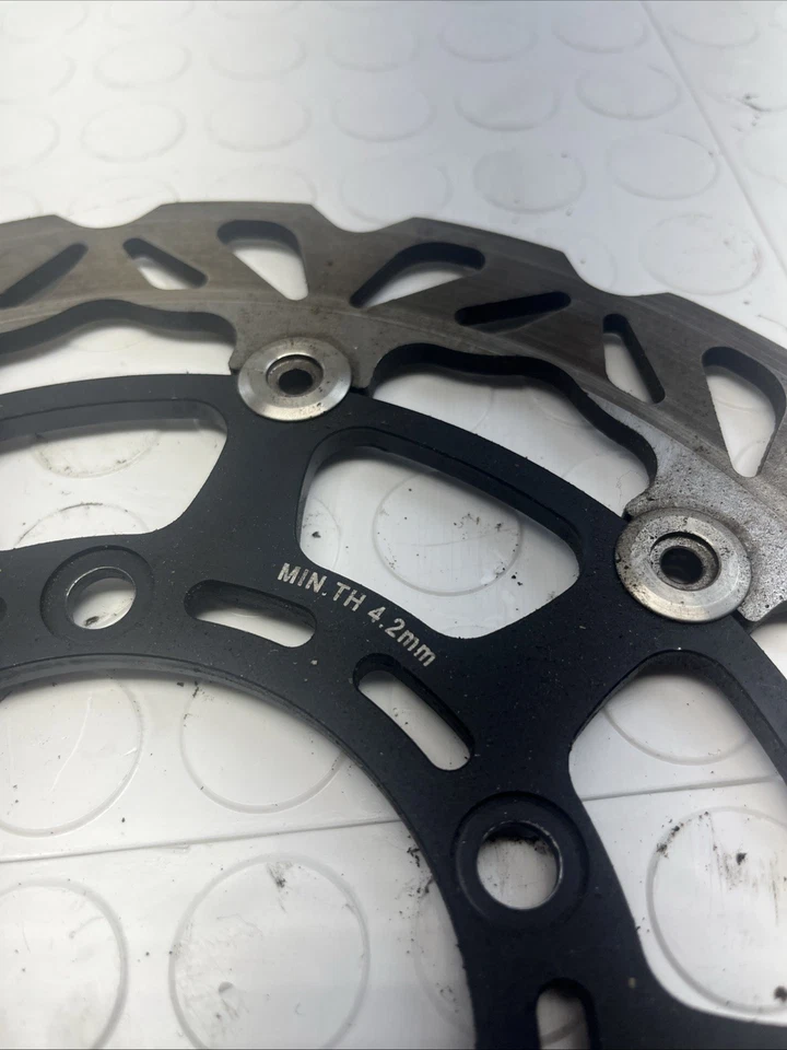 Ducati Hypermotard 939 SP 2016 disco de freno delantero rotor strght 49241011A OEM Foto 3 de 4