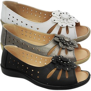 soft comfort sandals