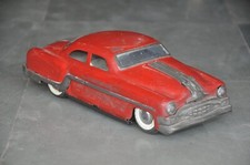 Vintage Red Fine Litho Battery Car Tin Toy, Collectible