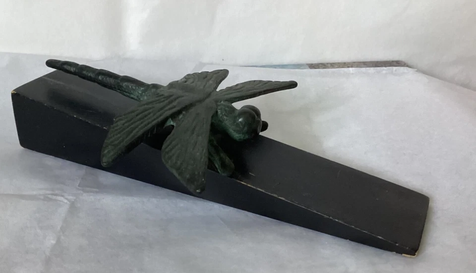 Дверной упор SPI Home San Francisco Dragonfly на танкетке бронза на дереве - Изображение 2 из 4