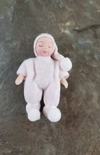 Dollhouse Miniature Baby Doll Porcelain Moveable 1:12 Scale Pink Sleeper