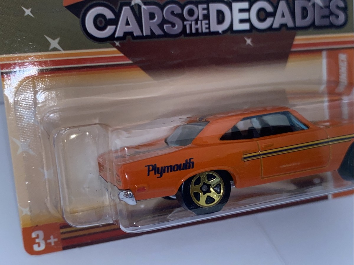 2010 Hot Wheels Cars Of The Decade Orange '70 Plymouth Roared