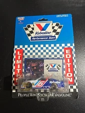 Action Racing Collectibles Valvoline 1993 Limited Edition Mark Martin #6