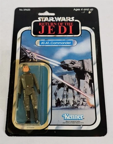 A-934 MINT ON CARD VINTAGE 80'S KENNER STAR WARS ROTJ 65 BACK AT-AT COMMANDER