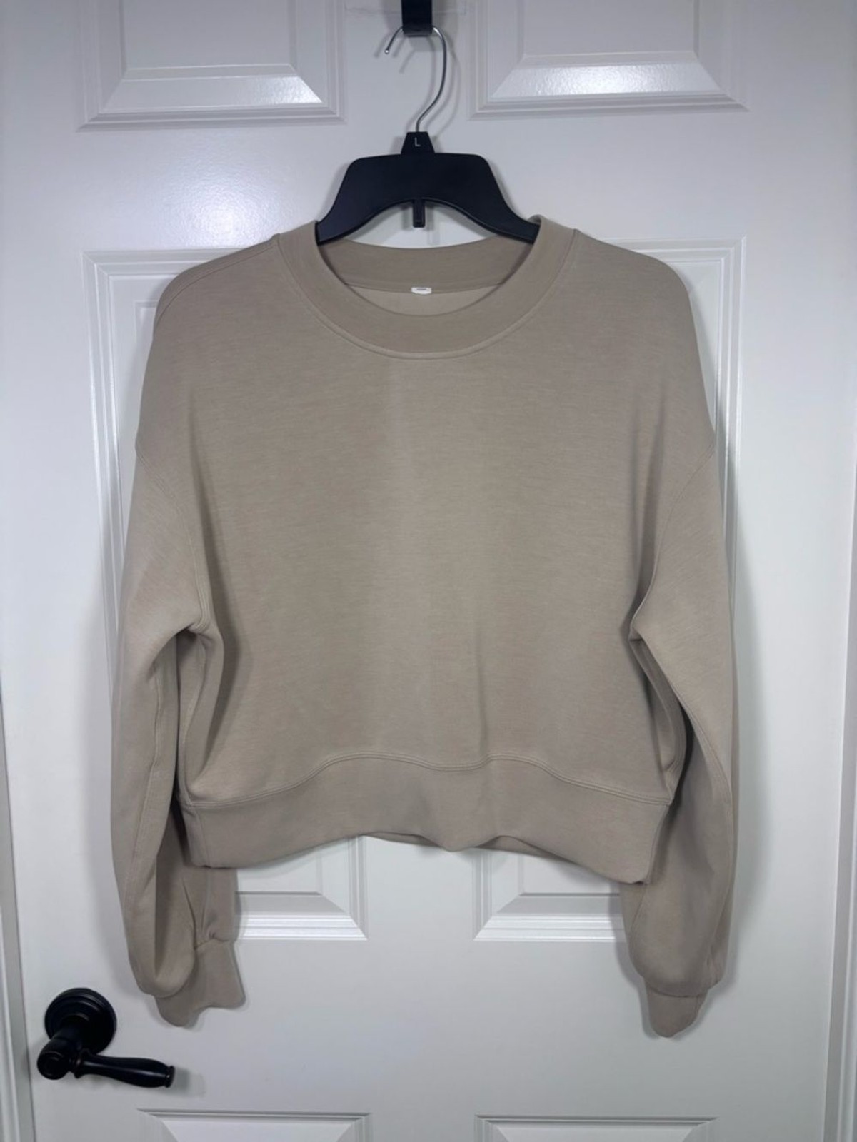 Lululemon Softstreme Perfectly Oversized Cropped Crew Women’s 4 Beige