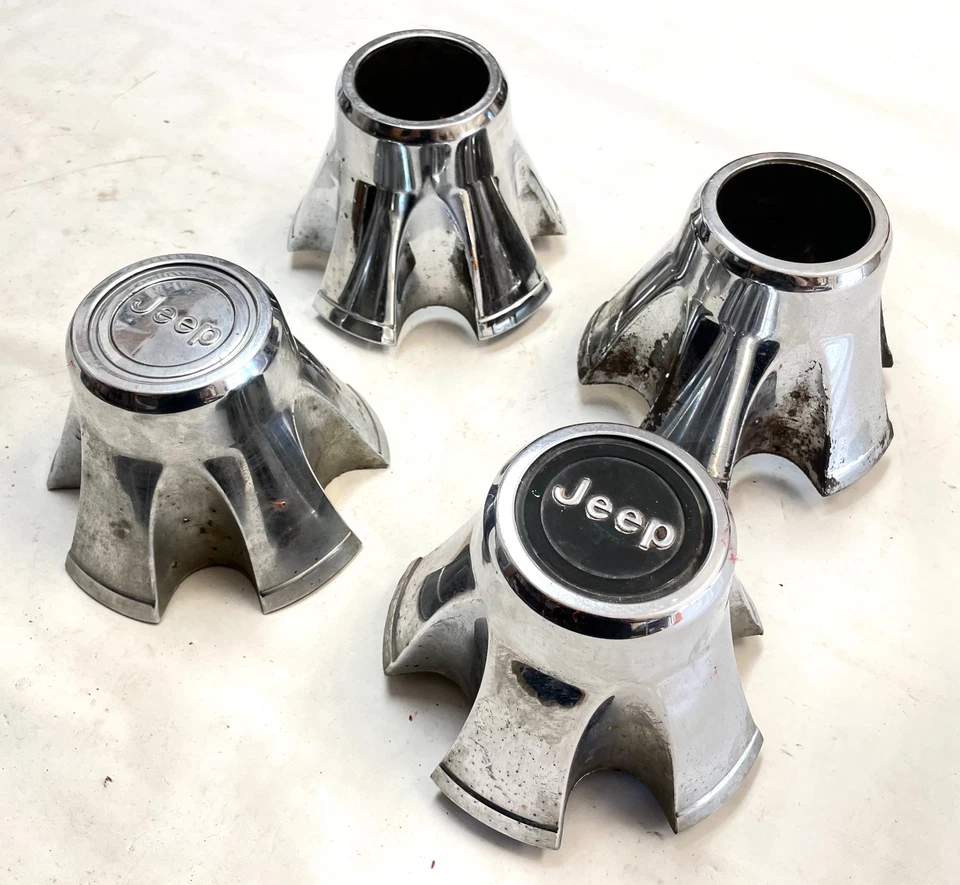 Tapacubos centrales Jeep CJ CJ5 CJ7 FÁBRICA cromados rueda centros tapa Laredo ENVÍO GRATUITO Foto 4 de 4