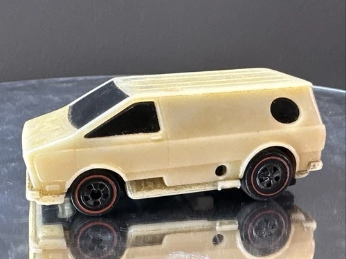 Vintage Hot Wheels Redline 1969 Sizzlers Vantom Van Made In USA