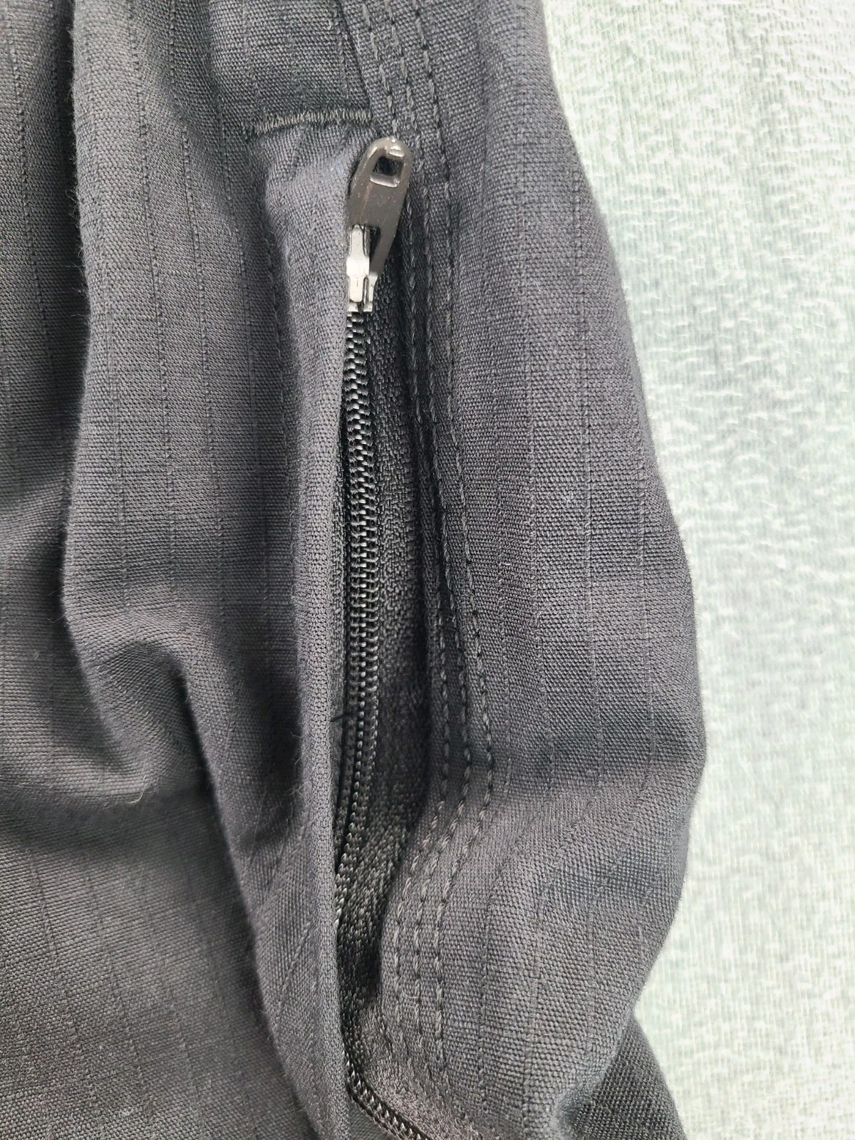 adidas x Essentials Woven Black Cargo Pants Men's Size Small #JW6020 NWT  thumbnail 7