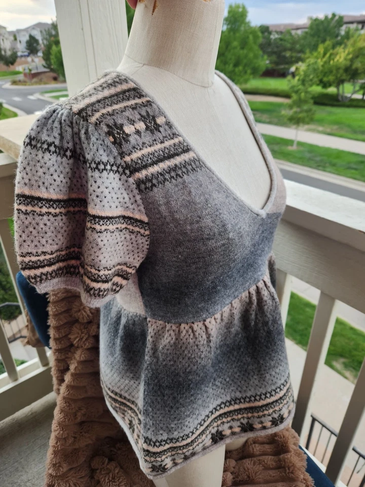 Suéter Anthropologie Pilcro Manga Corta Abullonada Bebé Muñeca Talla M VENTA AL POR MENOR $128 Foto 3 de 4