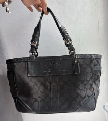 美品】COACH ペブルレザー テイラートートバッグ グレー チャーム付き