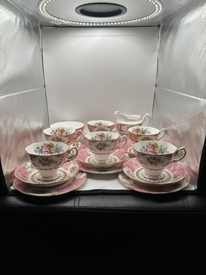 Royal Albert Lady Carlyle 6 Trio Set, Milchkännchen, Zuckerschale. 20 teiliges Set