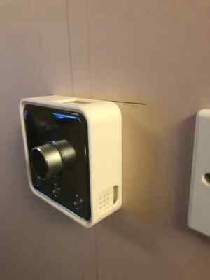 Hive thermostat wall mount wall shelf for hive UK