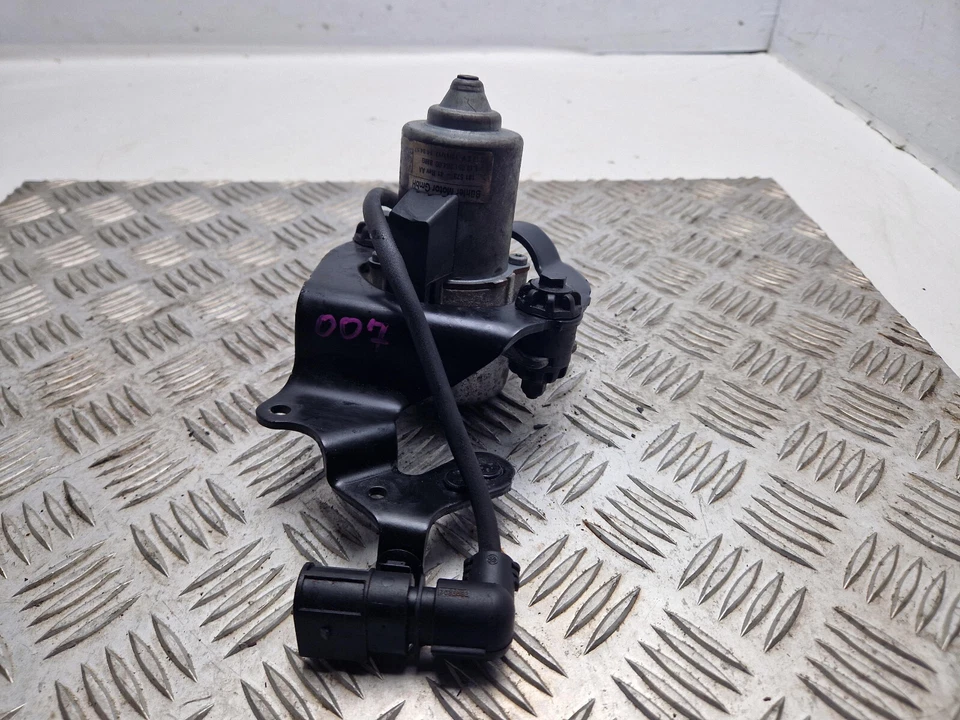 AUDI A3 VACUUM PUMP ELECTRIC 1.5 PETROL 5Q0612175 MK3 2016 - 2020 - Image 4 of 4