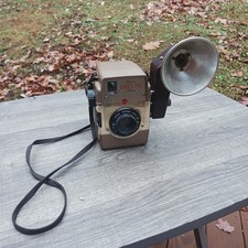 Kodak Brownie Bullseye Camera W/ Flash