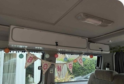 Mazda Bongo AFT FAHRERSEITE Ablageeinheiten in GRAU VOLLE LÄNGE