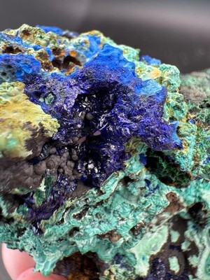 6740 Gemmy and Druzy Azurite and Malachite Laos 188g