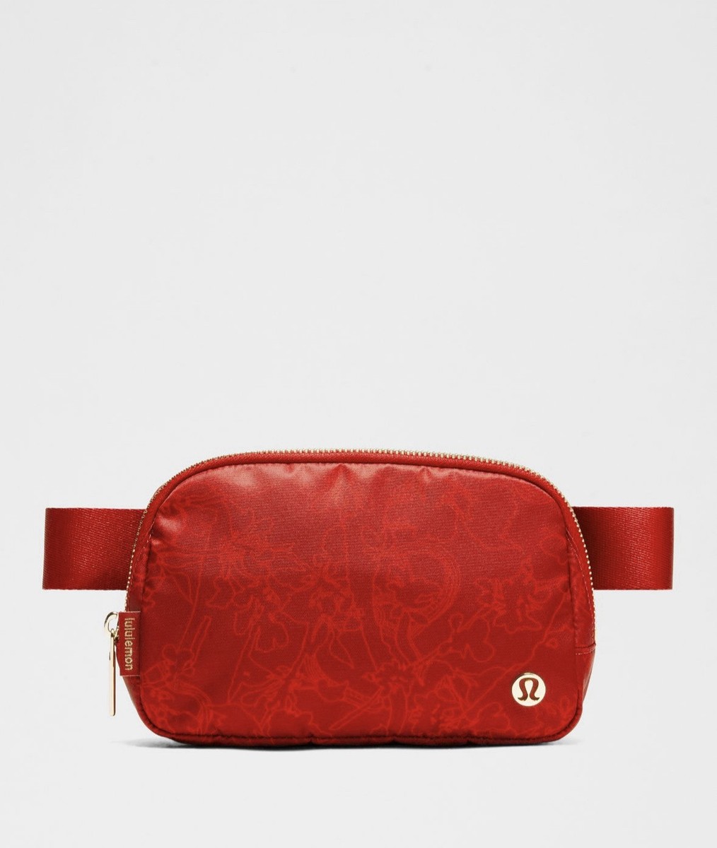 lululemon bag amazon dupe The Best Dupe of the Lululemon Everywhere Belt Bag