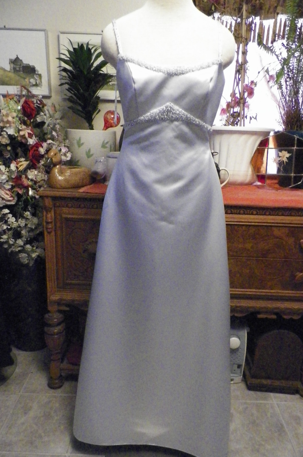 Picture 1 of 4