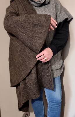 LA FEE MARABOUTEE GILET CAPE MARRON À BASE DE LAINE ET MOHAIR