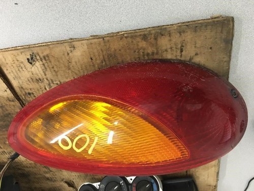 Passenger Side RH Halogen Tail Light fits CHRYSLER 01-05 PT CRUISER