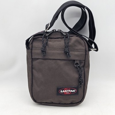 EASTPAK THE ONE BROWN SHOULDER STRAP CROSSBODY BAG Y2K