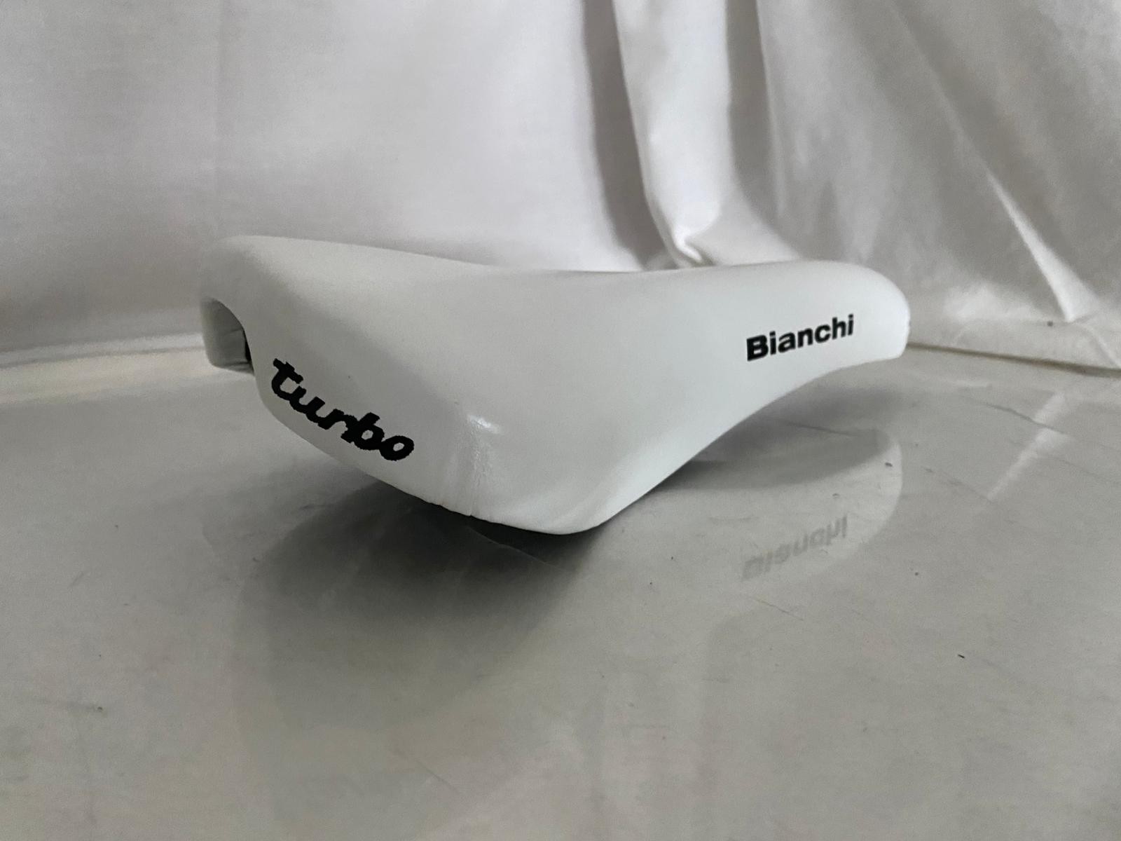 White Bianchi Turbo San Marco Sattel/Campagnolo
