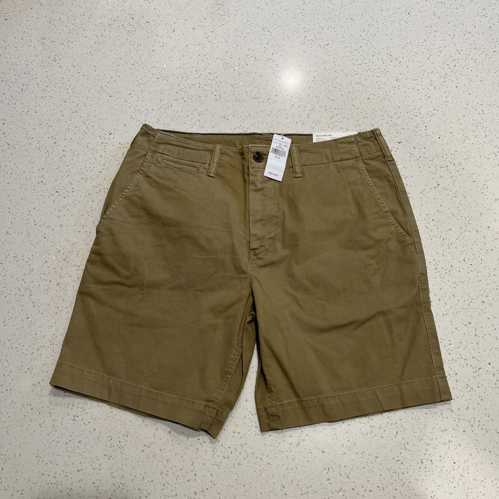 American Eagle Above the Knee Classic 8" Shorts Beige Men 32 Next Level Flex NWT