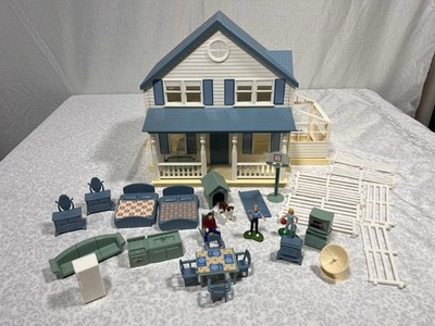 Vtg 1995 ERTL Farm Country Big House Playset 4417 W/ Parts Pieces  Incomplete