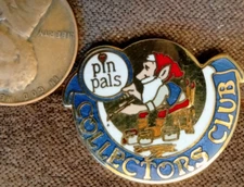 Pin Pals Collectors Club 1982 Pin Badge by Margarita