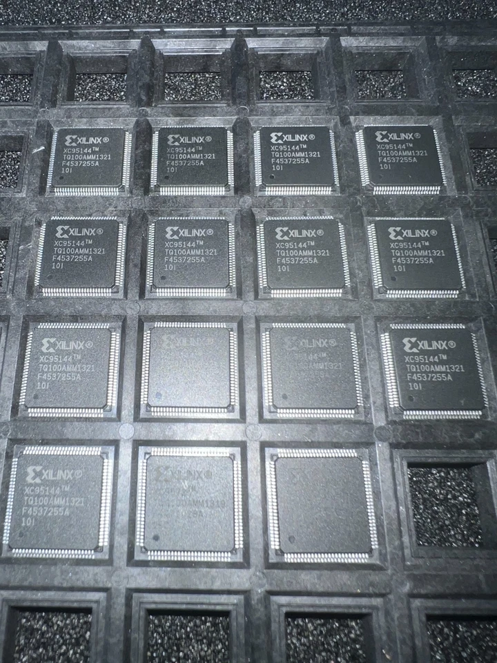 XC95144-10TQ100I - Image 2 of 2