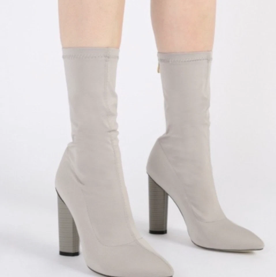 Public Desire Gray Stretch Knit Sock Ankle Boots Booties Block Heels Womens US 9 - Image 4 of 4