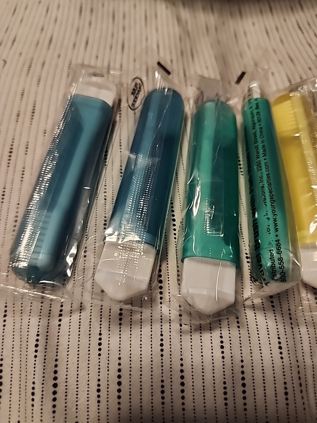 8  Travel Flat-Head Toothbrush Compact 