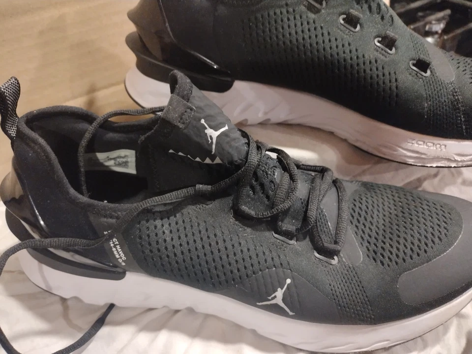 Tênis de corrida React Havoc Jordan TAMANHO 12 AR8815-001 usado preto  - Imagem 2 de 4