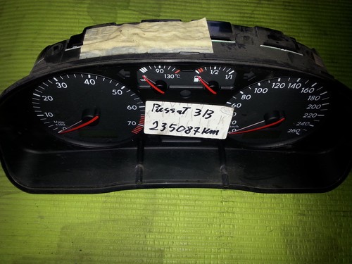 Vw Passat 3b Tacho Tachometer Kombiinstrument 3B0919881F