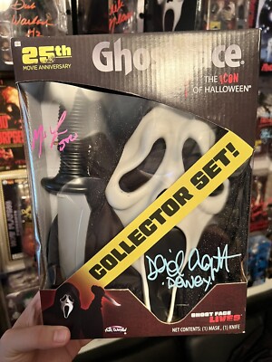 Mathew Riddle Ghostface Ghostface 25th Anniversary Collector Set Signed Mathew Lillard David ...