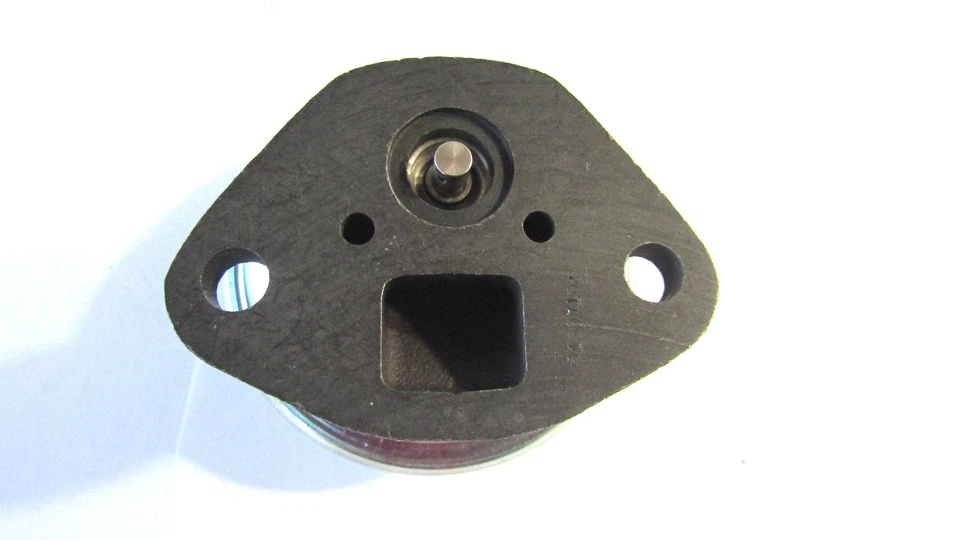 Клапанные колодцы EGR4305 подходят для Jeep CJ7 84-86 4,2 л-L6 - Изображение 4 из 4