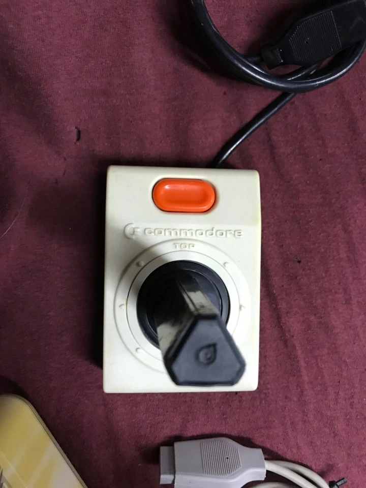 Vintage Joystick Lot - Commodore 64/Crack Shot/Winner 909 - Image 3 of 4